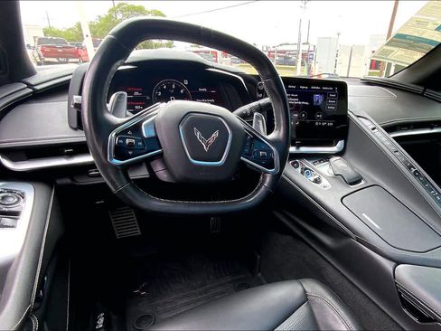 Used 2021 Chevrolet Corvette Stingray Preferred Cpe w/ Z51 Performance Package RWD image 6