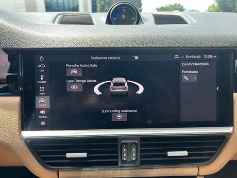 Used 2019 Porsche Cayenne image 22