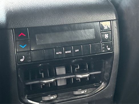 Used 2022 Jeep Grand Cherokee L Limited image 36