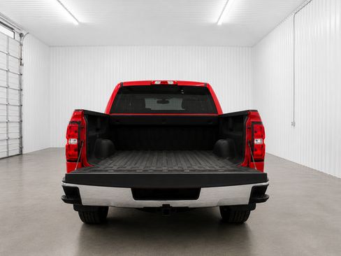 Used 2017 Chevrolet Silverado 1500 LT w/ All Star Edition AWD/4WD image 7