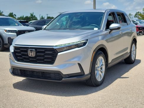 Used 2024 Honda CR-V EX image 3