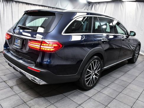 Used 2022 Mercedes-Benz E 450 4MATIC All-Terrain Wagon image 6
