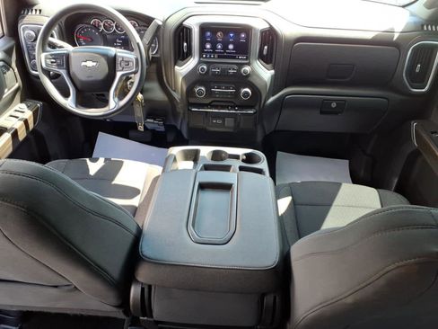 Used 2020 Chevrolet Silverado 1500 LT image 8
