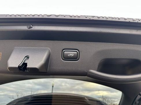 New 2026 Kia Sportage X-Line w/ X-Line Technology Package image 19