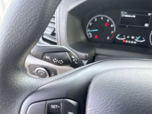 New 2025 Ford Transit 250 148 Medium Roof image 18