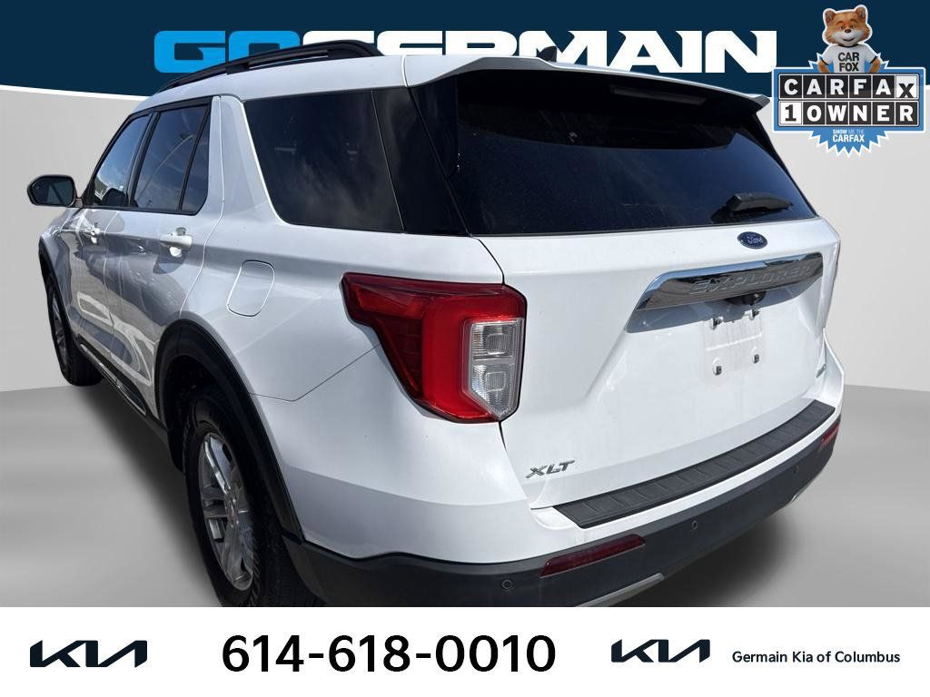 Used 2022 Ford Explorer XLT w/ Equipment Group 202A AWD/4WD image 2