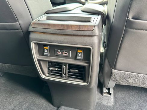 Used 2023 Nissan Murano Platinum w/ Cargo Package FWD image 15