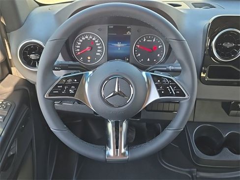New 2026 Mercedes-Benz Sprinter 2500 image 27