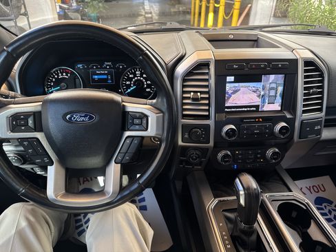 Used 2020 Ford F150 Platinum w/ Equipment Group 701A Luxury image 39