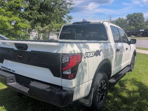 Used 2021 Nissan Titan PRO-4X w/ Off Road Protection Package AWD/4WD image 7