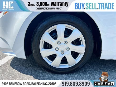 Used 2020 Toyota Corolla LE image 10