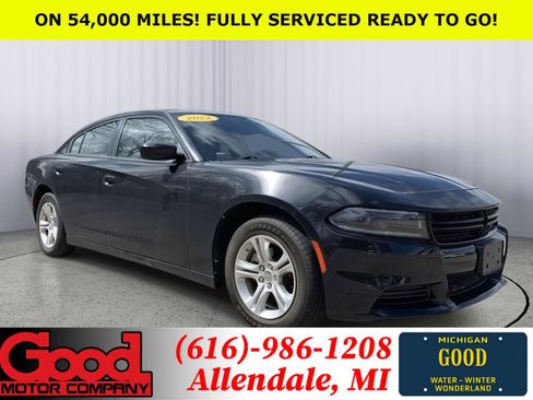 Used 2022 Dodge Charger SXT RWD image 1