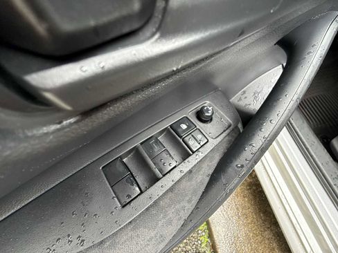 Used 2024 Toyota Corolla LE FWD image 14