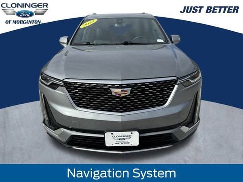 Used 2023 Cadillac XT6 Premium Luxury image 2
