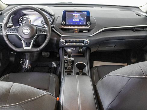 Used 2022 Nissan Altima 2.5 SV AWD/4WD image 22
