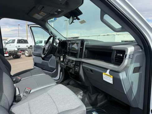 New 2026 Ford F550 4x4 Regular Cab Super Duty image 21