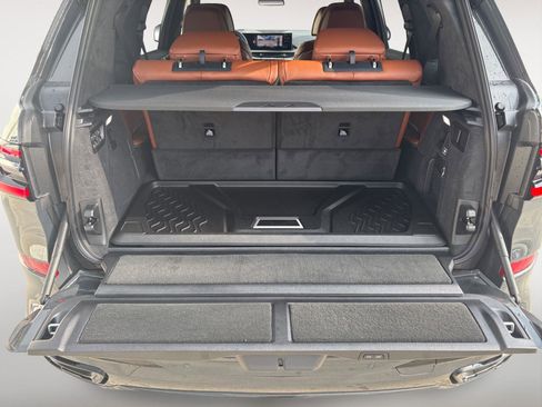 New 2026 BMW X7 xDrive40i w/ M Sport Package image 16