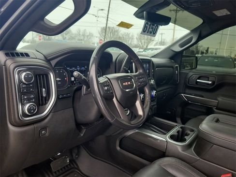 Used 2022 GMC Sierra 1500 AT4 w/ AT4 Premium Package image 18
