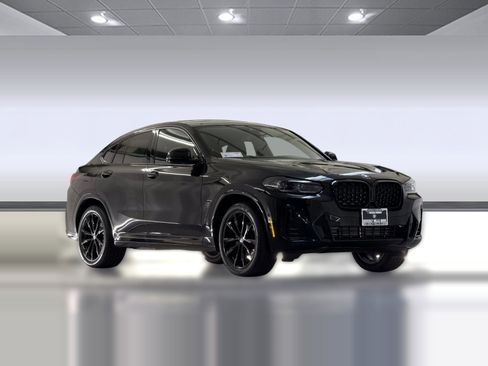 Used 2023 BMW X4 xDrive30i w/ M Sport Package AWD/4WD image 7