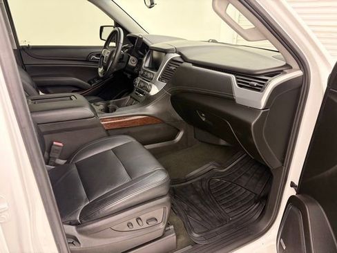 Used 2017 GMC Yukon SLE RWD image 28