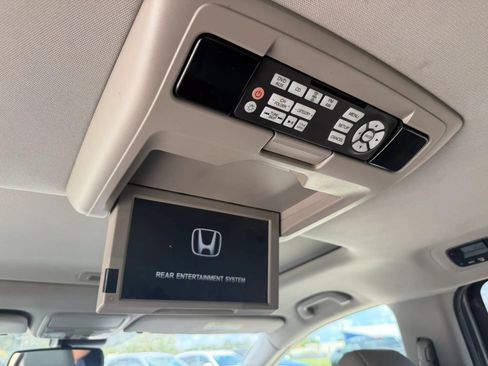 Used 2014 Honda Odyssey EX-L image 24