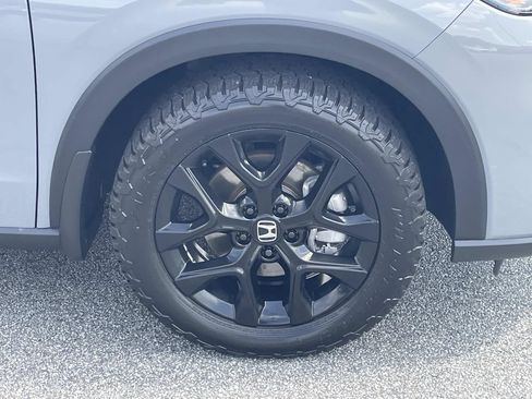 Used 2024 Honda HR-V Sport image 9