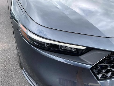 Used 2024 Honda Accord EX image 32