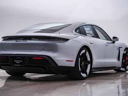 New 2025 Porsche Taycan GTS image 11