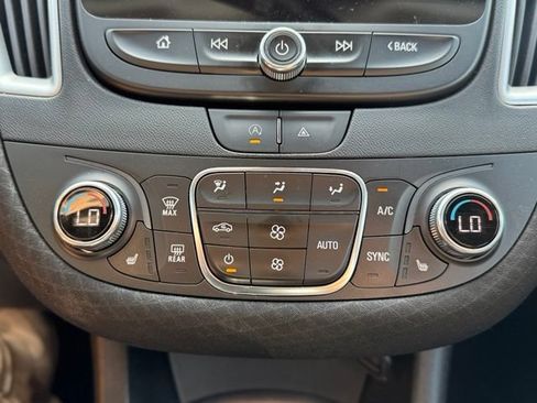 Used 2023 Chevrolet Malibu LT w/ Driver Confidence Package FWD image 15