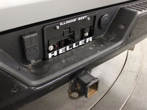 Used 2024 GMC Sierra 2500 AT4X AWD/4WD image 13