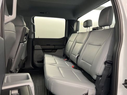 New 2026 Ford F250 XL w/ XL Chrome Package image 24