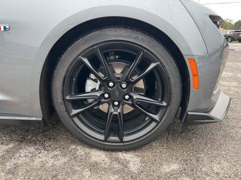 Certified 2021 Chevrolet Camaro LT image 2