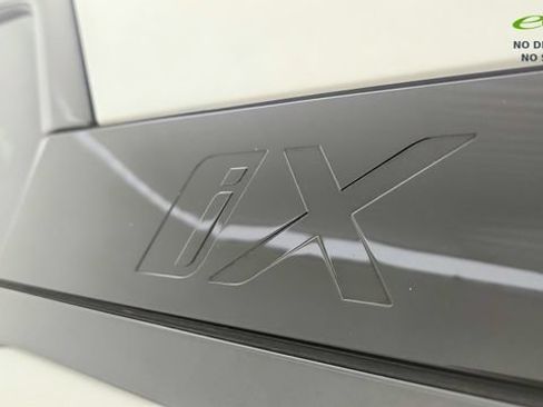 Used 2023 BMW iX xDrive50 w/ Sport Package AWD/4WD image 32