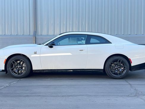 New 2026 Dodge Charger Scat Pack w/ Blacktop Package AWD/4WD image 7