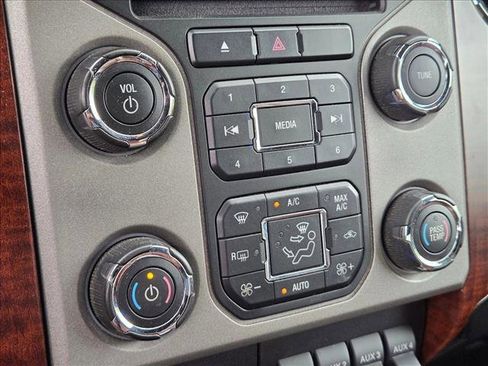 Used 2013 Ford F350 King Ranch w/ King Ranch w/Chrome Pkg image 18