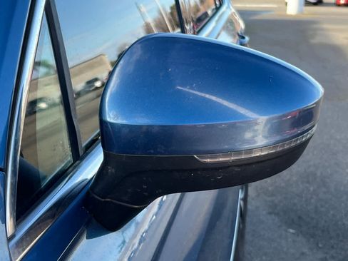 Used 2018 Volkswagen Tiguan SE image 20