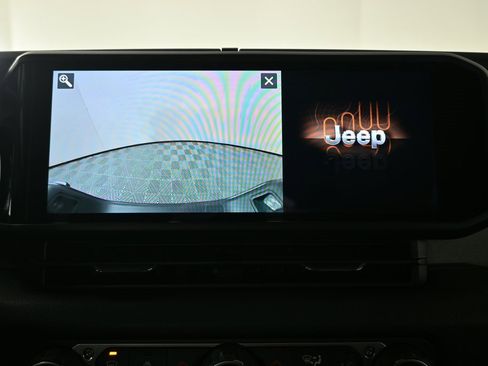 New 2025 Jeep Gladiator Willys image 28