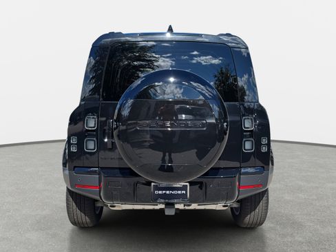 New 2026 Land Rover Defender 110 S image 6