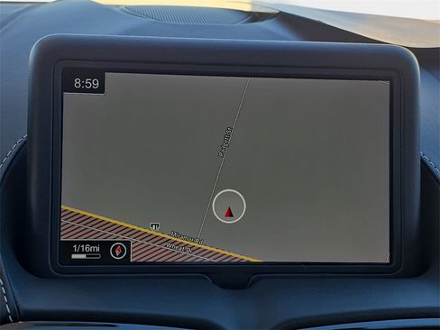 Used 2020 Aston Martin V8 Vantage Coupe image 22