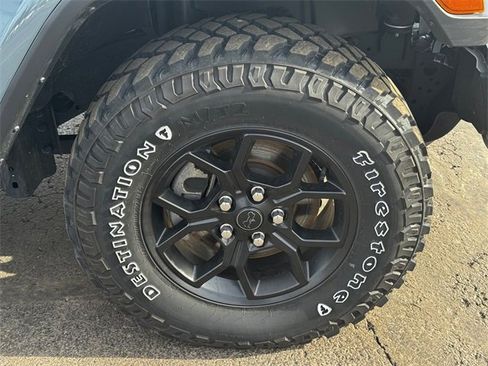 Certified 2024 Jeep Gladiator Sport image 9