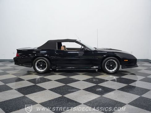 Used 1991 Chevrolet Camaro Z28 RWD image 16
