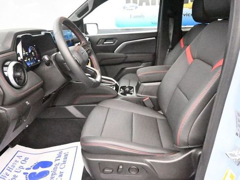 New 2025 Chevrolet Colorado Z71 w/ Technology Package image 11