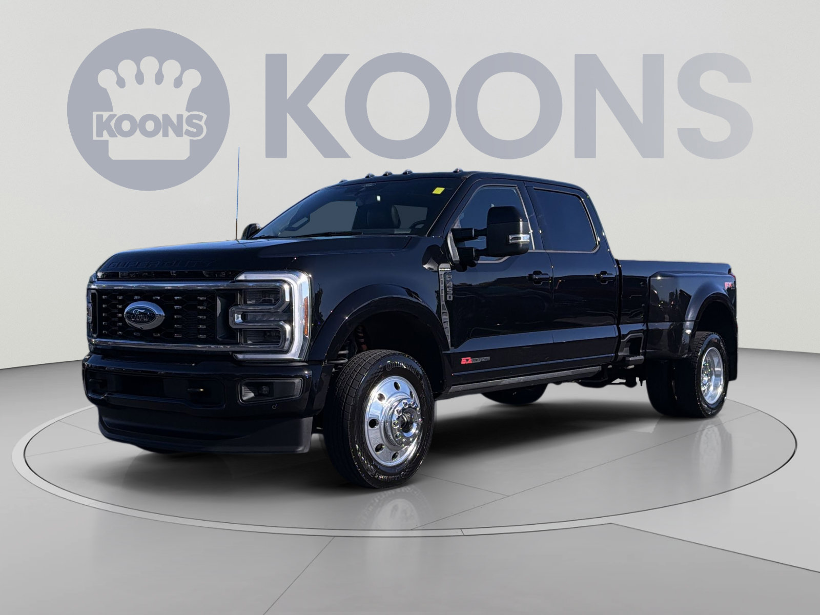 Used 2025 Ford F450 Platinum w/ FX4 Off-Road Package AWD/4WD image 1