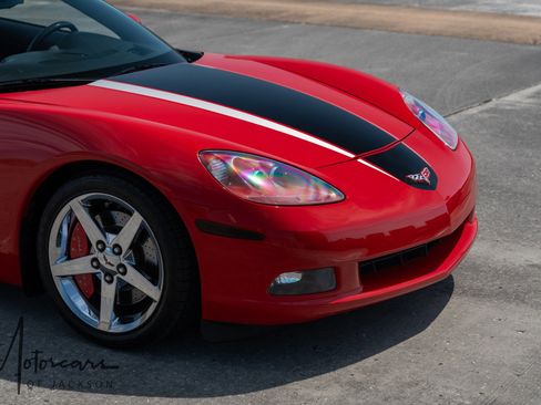 Used 2007 Chevrolet Corvette Convertible w/ Preferred Equipment Group RWD image 29
