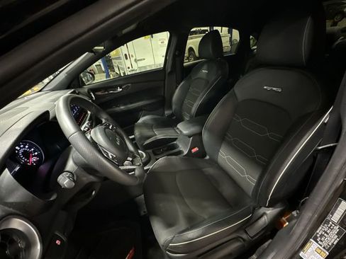 Used 2024 Kia Forte GT-Line FWD image 17