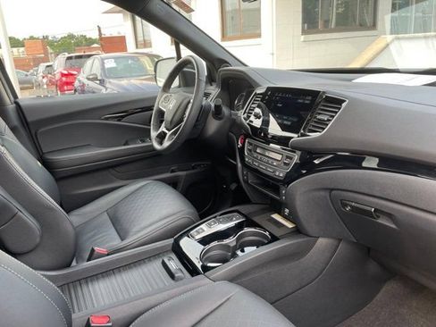 Used 2022 Honda Passport Elite image 7