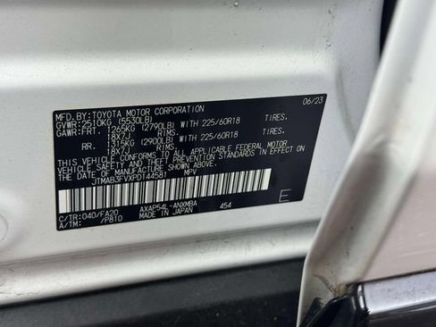 Used 2023 Toyota RAV4 SE w/ Weather & Moonroof Package AWD/4WD image 24