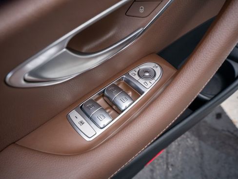 Used 2021 Mercedes-Benz E 350 Sedan image 28