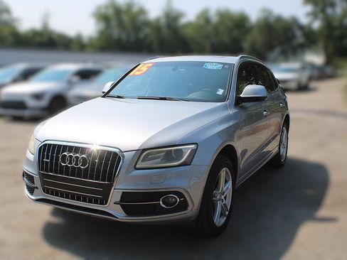 Used 2015 Audi Q5 3.0T Premium Plus w/ Technology Package AWD/4WD image 16