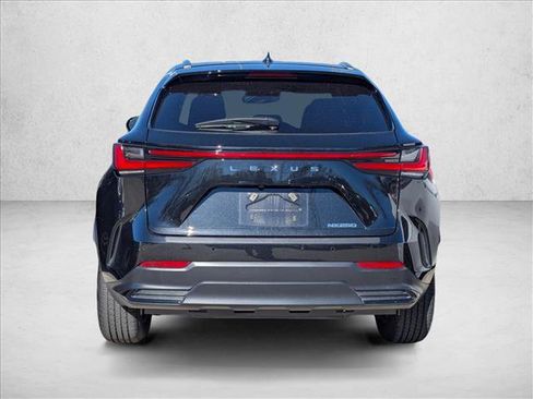 Used 2024 Lexus NX 250 NX 250 Premium image 4